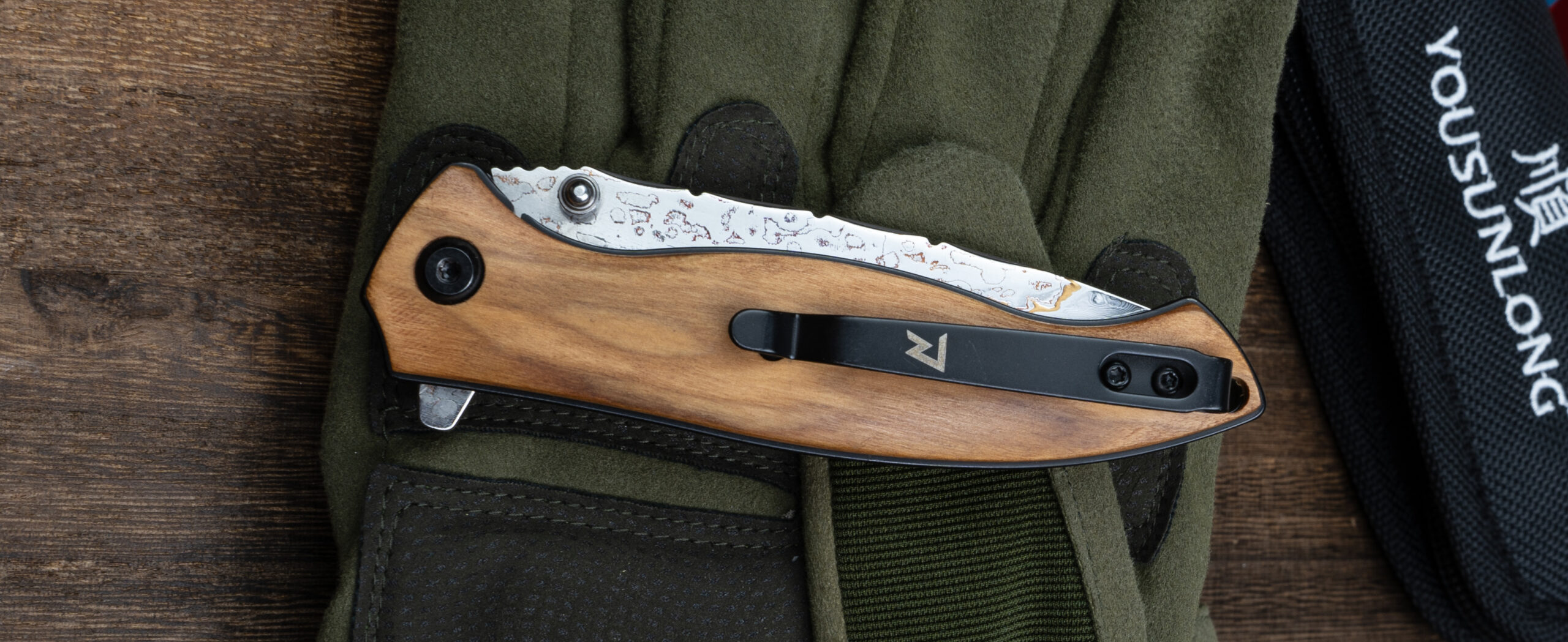 Hiking to Barlow Flat Campground with the CuMai Damascus Folding Knife: A Day of Nature, Joy, and Reliable Gear