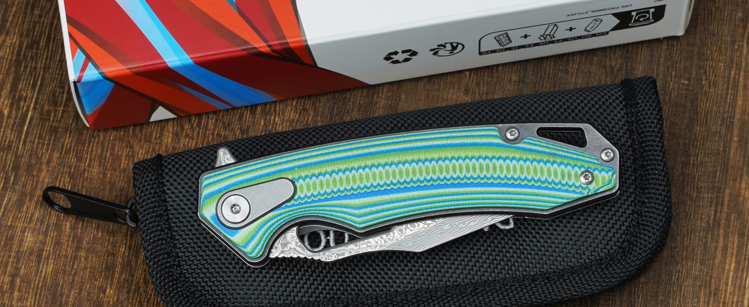 Living in Color: A Field Review of the New YOUSUNLONG Colorful G10 Damascus Folding Knife